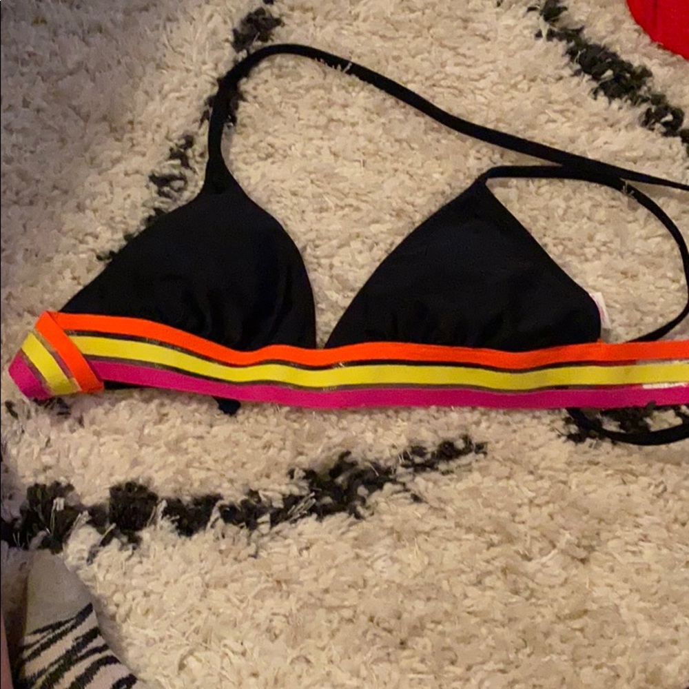 Bikini top